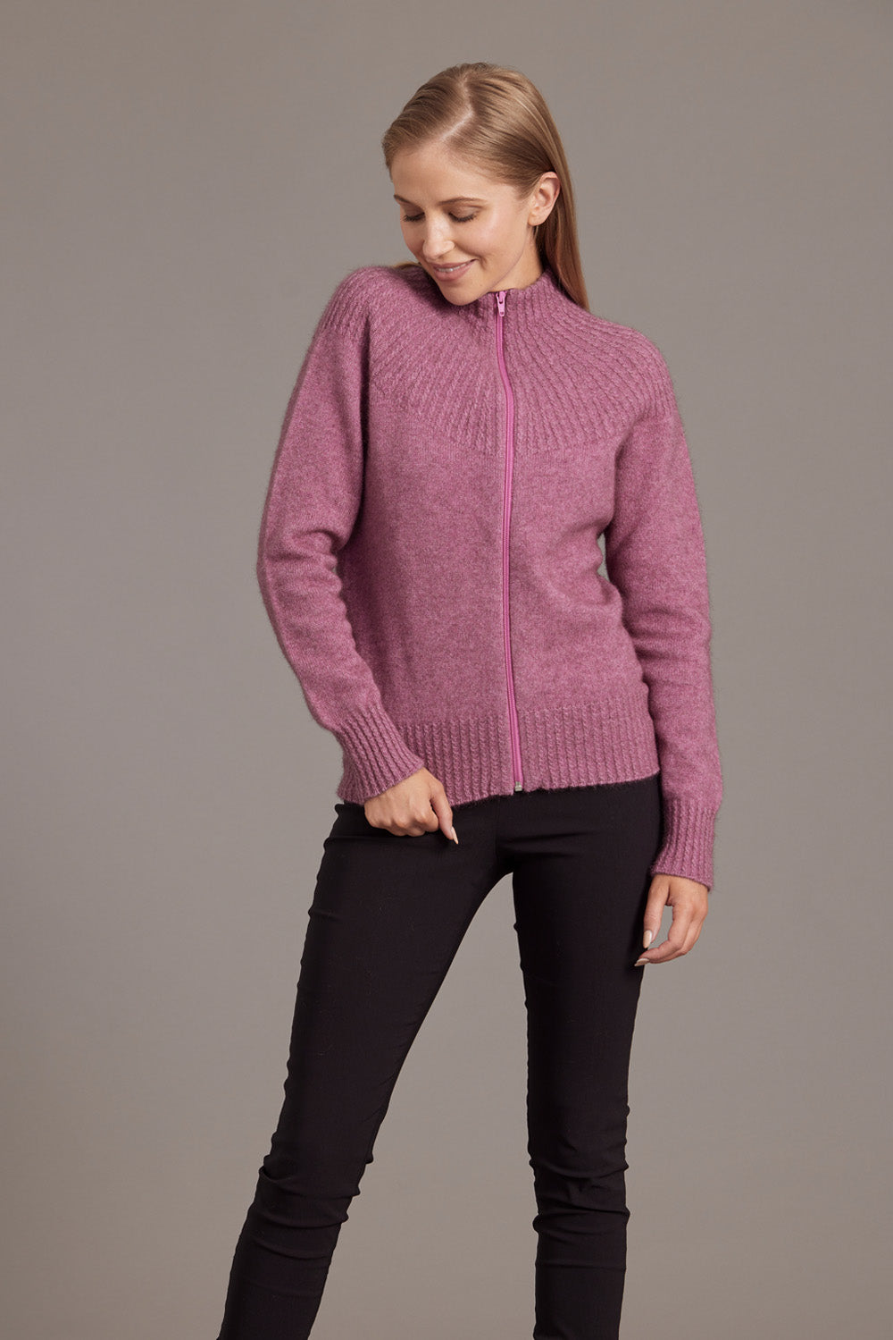 Yoke Neck Cable Jacket